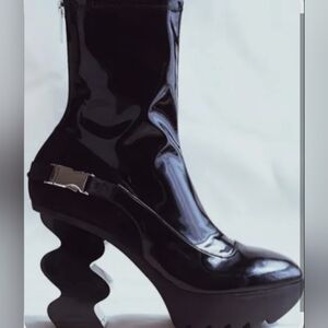 New Womens New iRi Boots 38